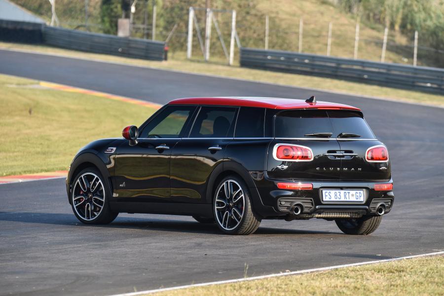  Mini John Cooper Works Clubman 2017 года  (ZA) (фото 25 из 40)